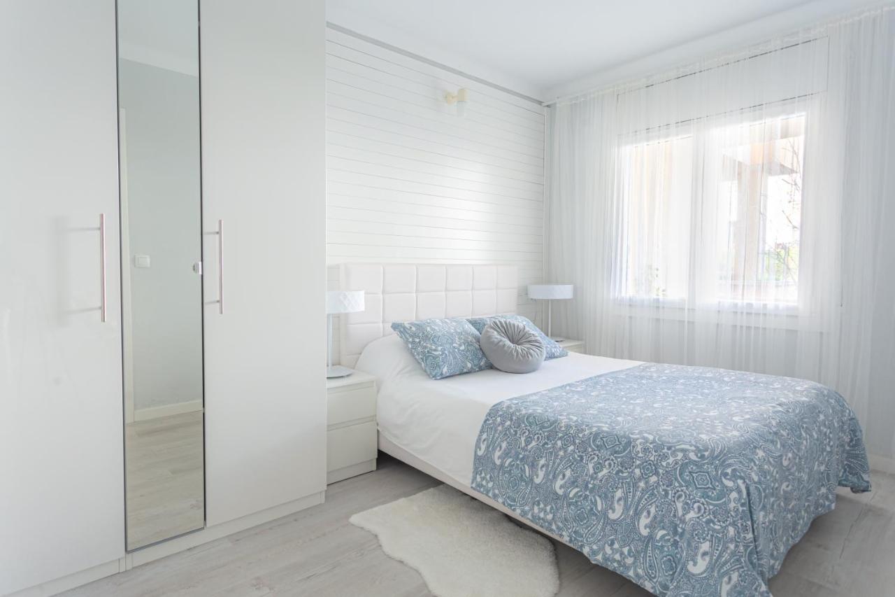 Apartamentos Stil Mar Anna - L'Escala Stil Mar المظهر الخارجي الصورة