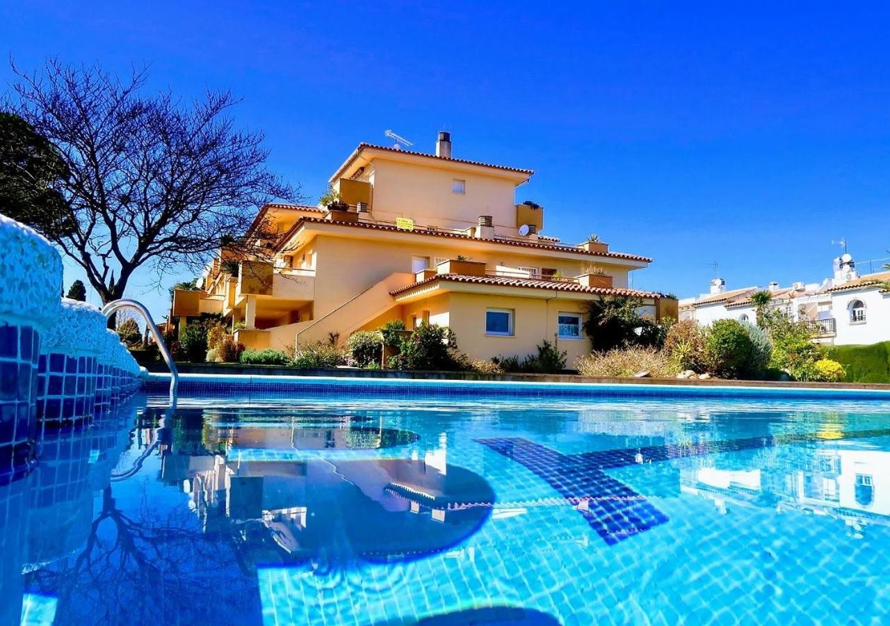 Apartamentos Stil Mar Anna - L'Escala Stil Mar المظهر الخارجي الصورة