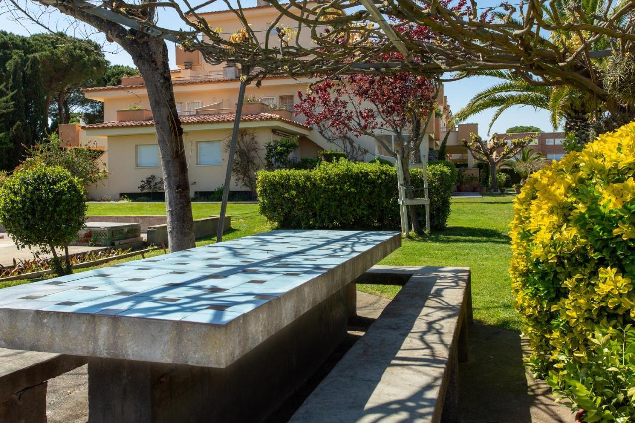 Apartamentos Stil Mar Anna - L'Escala Stil Mar المظهر الخارجي الصورة