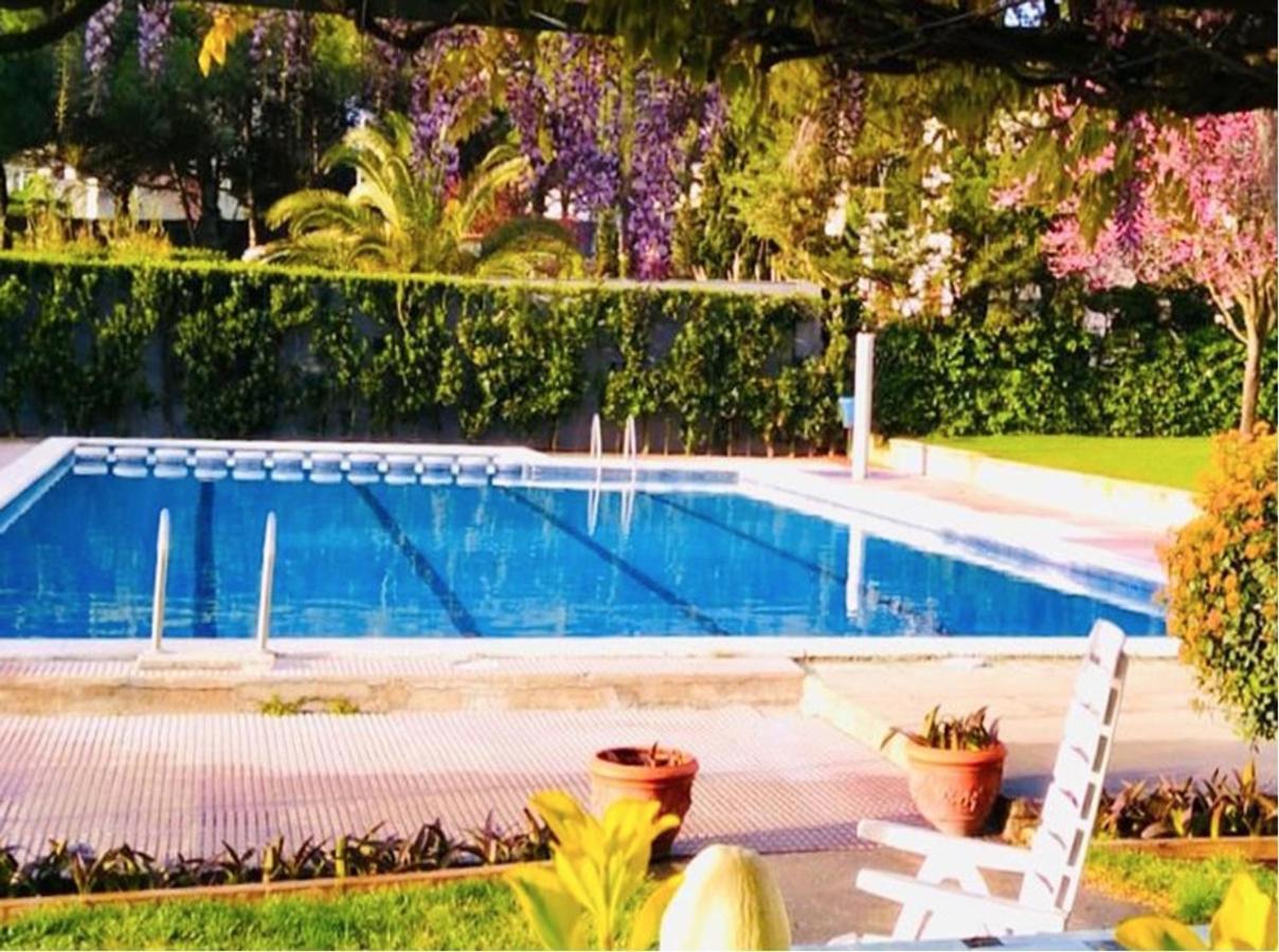 Apartamentos Stil Mar Anna - L'Escala Stil Mar المظهر الخارجي الصورة
