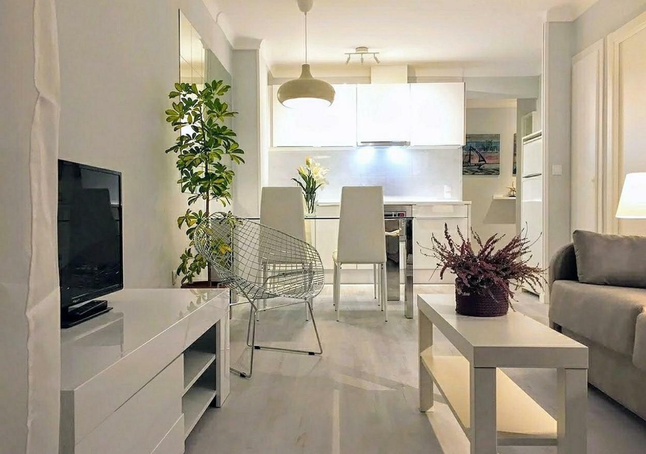 Apartamentos Stil Mar Anna - L'Escala Stil Mar المظهر الخارجي الصورة