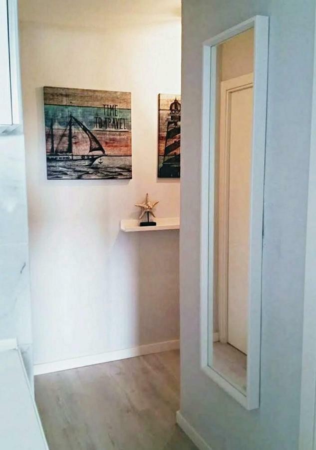 Apartamentos Stil Mar Anna - L'Escala Stil Mar المظهر الخارجي الصورة