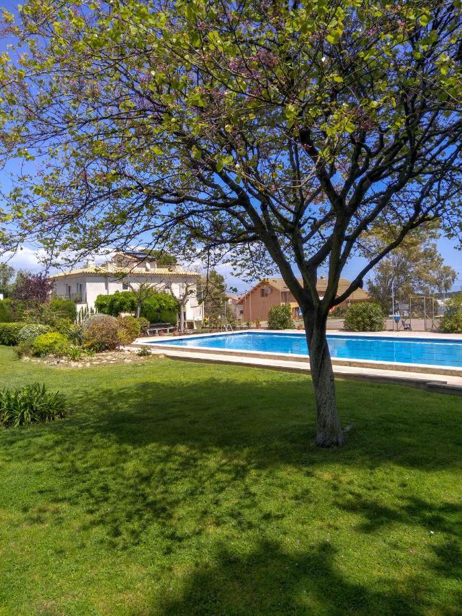 Apartamentos Stil Mar Anna - L'Escala Stil Mar المظهر الخارجي الصورة