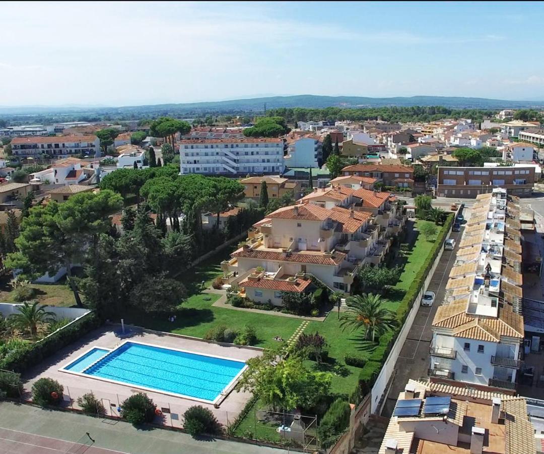 Apartamentos Stil Mar Anna - L'Escala Stil Mar المظهر الخارجي الصورة